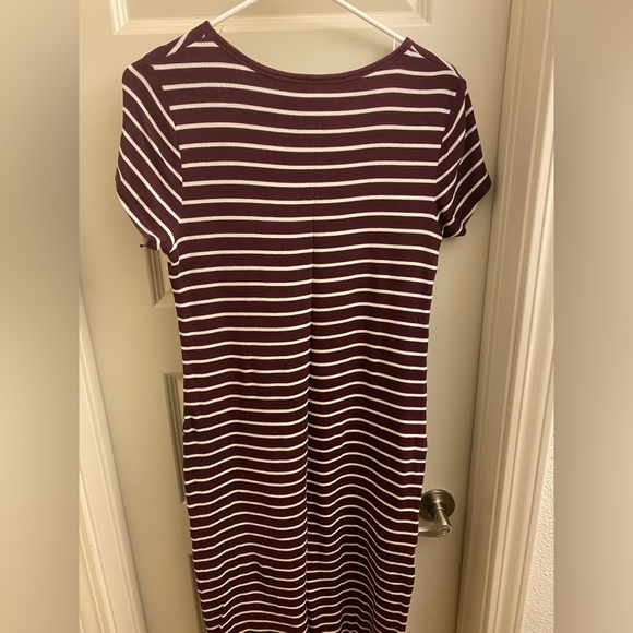 GAP Dresses & Skirts - Stretchy Knee length Striped Dress